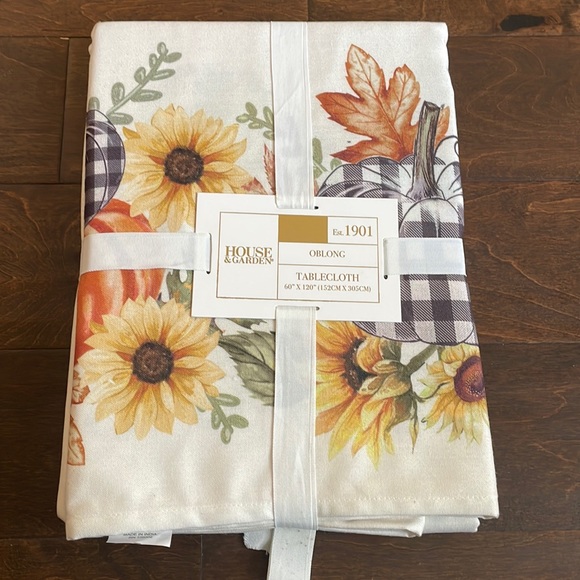 House & Garden Fall Thanksgiving Tablecloth 60”x 120” Pumpkin Print Sunflowers - Picture 1 of 5